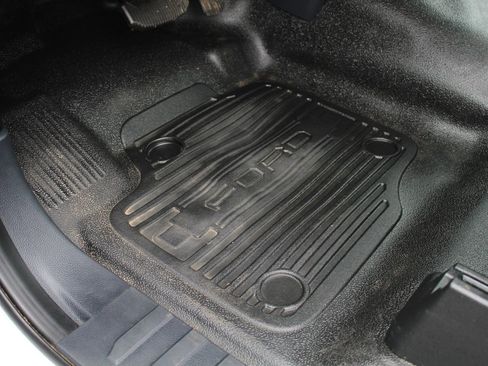 Used 2024 Ford F250 XL w/ Snow Plow Prep Package image 16