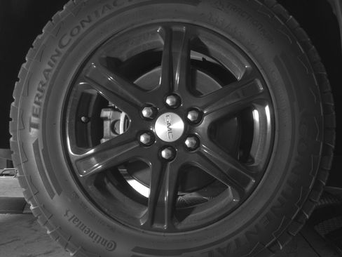 Certified 2023 GMC Acadia AT4 w/ Technology Package image 9