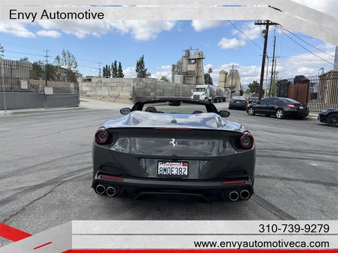 Used 2020 Ferrari Portofino image 16