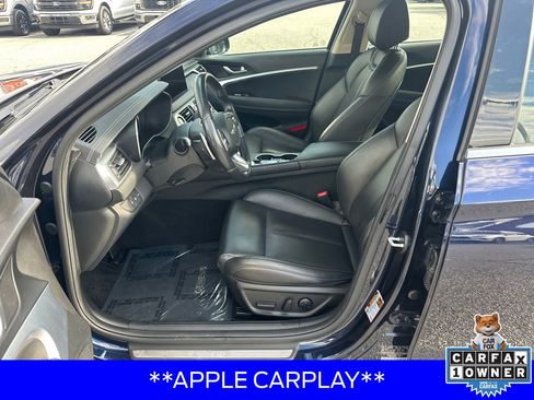 Used 2023 Genesis G70 2.0T image 9