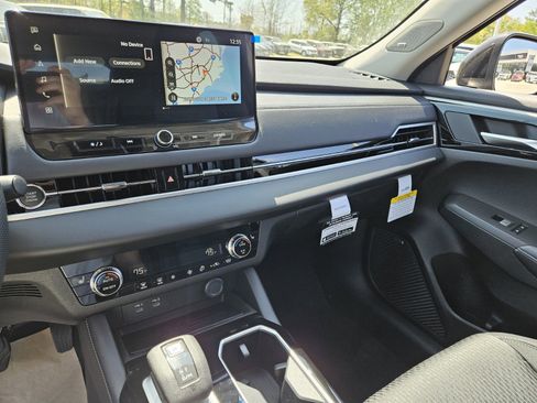 New 2026 Mitsubishi Outlander ES AWD/4WD image 13