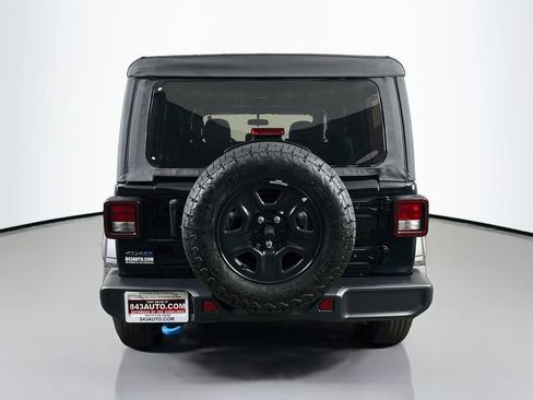 Used 2023 Jeep Wrangler Unlimited AWD/4WD image 6