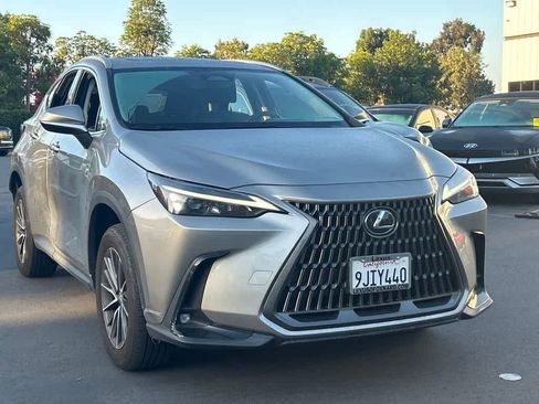 Used 2024 Lexus NX 250 FWD image 4