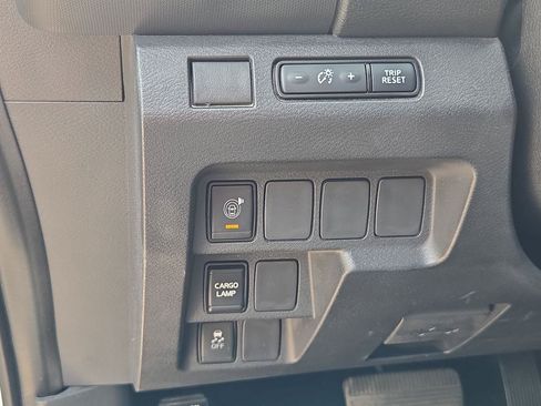 Used 2023 Nissan Frontier S w/ Technology Package RWD image 15