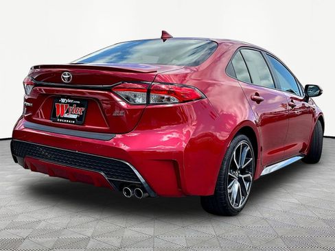 Used 2020 Toyota Corolla SE w/ SE Premium Package FWD image 6