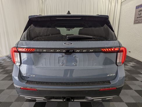 New 2026 Ford Explorer Active w/ Active Comfort Package AWD/4WD image 7