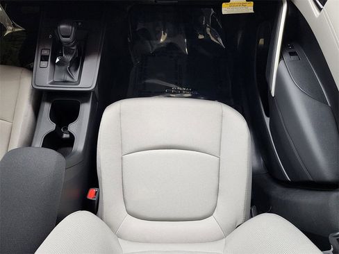 New 2026 Toyota Corolla Cross L image 9