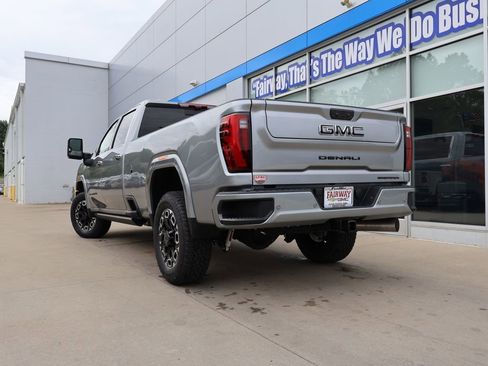 New 2026 GMC Sierra 3500 Denali w/ Denali Reserve Package AWD/4WD image 49
