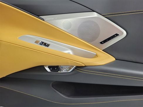 Used 2020 Chevrolet Corvette Stingray Preferred Cpe w/ 2LT Preferred Equipment Group image 17