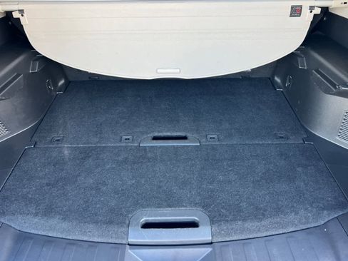 Used 2014 Nissan Rogue SL w/ SL Premium Package image 16