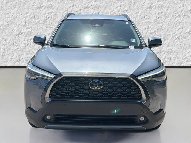 Used 2023 Toyota Corolla Cross XLE FWD image 8