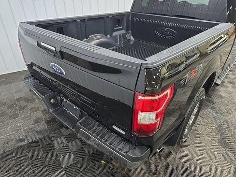 Used 2018 Ford F150 XLT w/ Equipment Group 302A Luxury AWD/4WD image 11