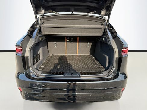 New 2026 Jaguar F-PACE R-Dynamic S AWD/4WD image 12