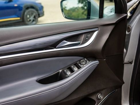 Used 2024 Buick Enclave Essence w/ Sport Touring Edition image 29