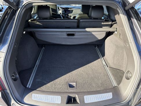 Certified 2022 Cadillac XT5 Premium Luxury FWD image 29