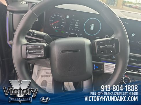 Used 2025 Hyundai Santa Fe Calligraphy FWD image 14