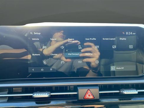 New 2026 Kia Sportage EX image 9