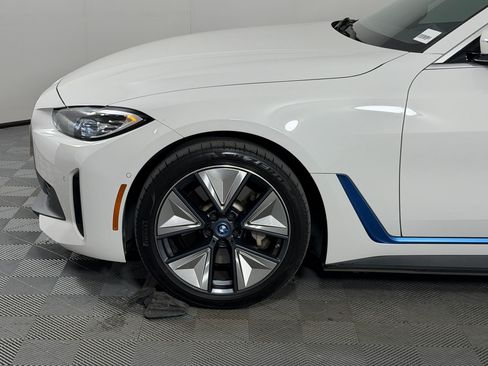 Used 2023 BMW i4 eDrive35 RWD image 11