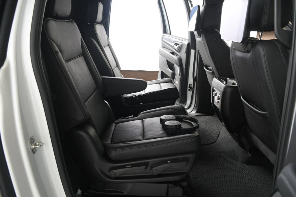 Used 2024 GMC Yukon XL Denali AWD/4WD image 37