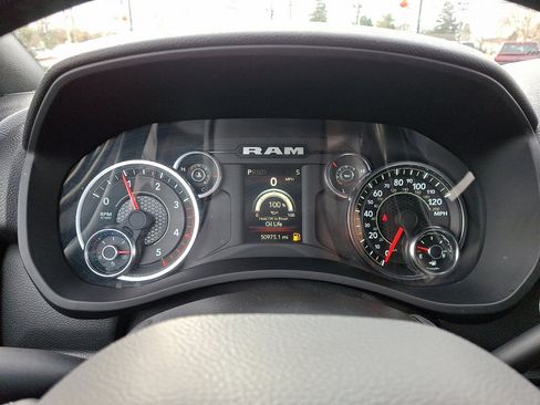 Used 2024 RAM 2500 Big Horn image 26