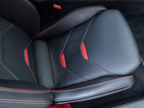 Used 2020 Lamborghini Huracan EVO image 43