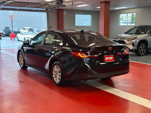 Used 2025 Toyota Camry LE w/ Convenience Package AWD/4WD image 5