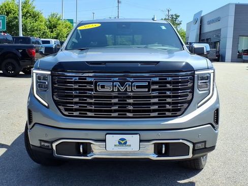 Used 2025 GMC Sierra 1500 Denali Ultimate AWD/4WD image 7