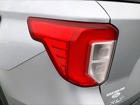 Used 2023 Ford Explorer XLT w/ Equipment Group 202A image 25