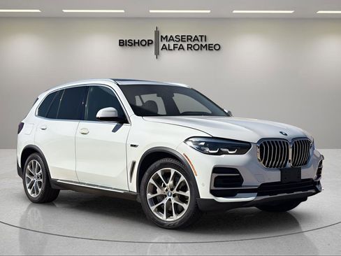 Used 2023 BMW X5 xDrive45e AWD/4WD image 2