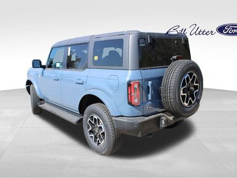 New 2025 Ford Bronco Outer Banks image 4