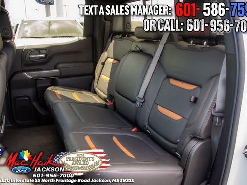 Used 2020 GMC Sierra 1500 AT4 w/ AT4 Premium Package image 11