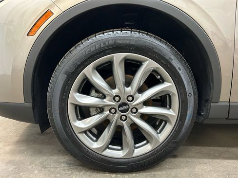 Used 2020 Lincoln Corsair FWD w/ Premium Package image 7