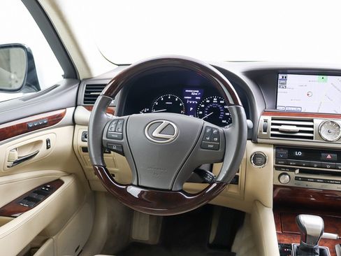 Used 2014 Lexus LS 460 L RWD image 20