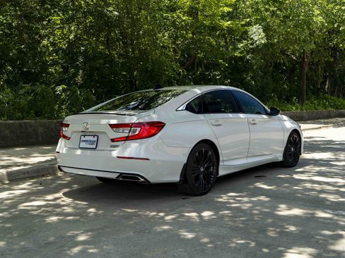 Used 2021 Honda Accord Sport Special Edition image 9
