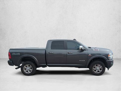 Used 2022 RAM 2500 Laramie AWD/4WD image 4