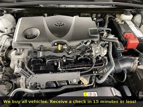 Used 2023 Toyota Camry LE image 29