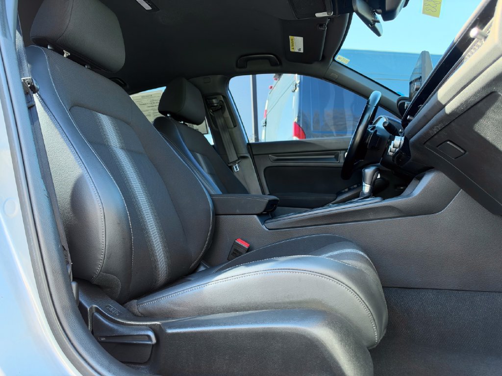 Used 2022 Honda Civic Sport image 10