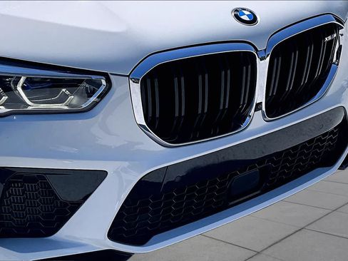 Used 2022 BMW X5 M w/ Executive Package AWD/4WD image 28