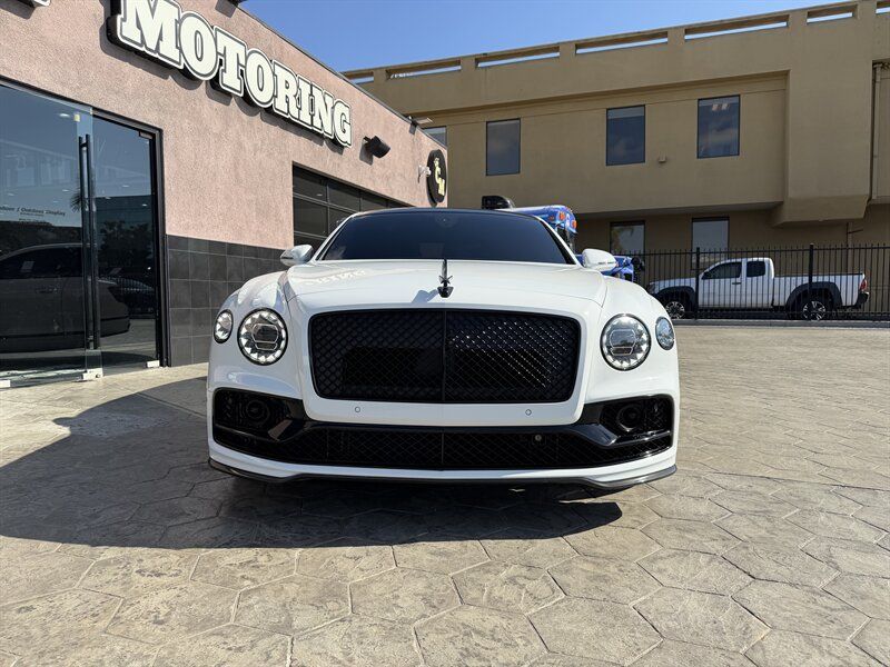 Used 2024 Bentley Flying Spur W12 AWD/4WD image 4