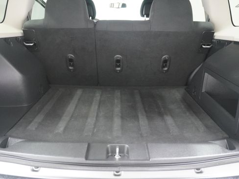 Used 2016 Jeep Patriot Sport image 18