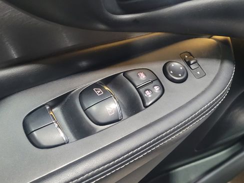 Used 2020 Nissan Murano SL w/ Moonroof Package image 27