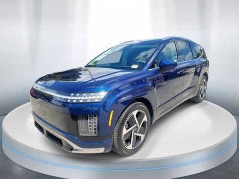 New 2026 Hyundai Ioniq 9 Calligraphy image 2