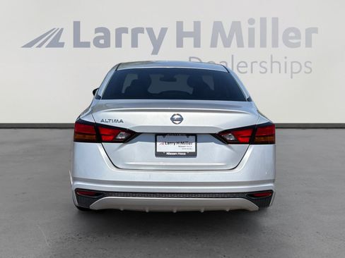 Used 2021 Nissan Altima 2.5 S FWD image 4