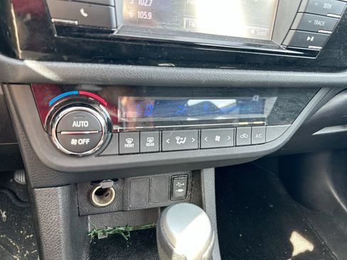 Used 2015 Toyota Corolla S FWD image 23