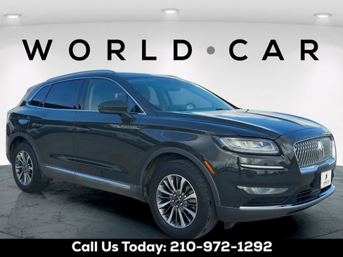 Used 2022 Lincoln Nautilus FWD w/ Premium Package image 1