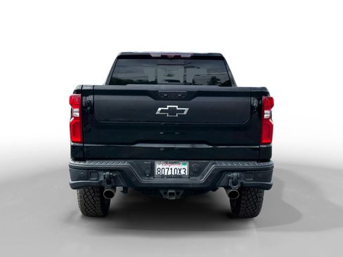 Used 2024 Chevrolet Silverado 1500 ZR2 w/ ZR2 Bison Edition AWD/4WD image 4
