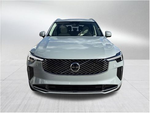 New 2026 Volvo XC90 B6 Ultra w/ Protection Package AWD/4WD image 2