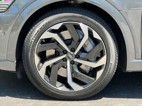 Certified 2024 Audi Q8 e-tron Prestige w/ Prestige Package AWD/4WD image 39