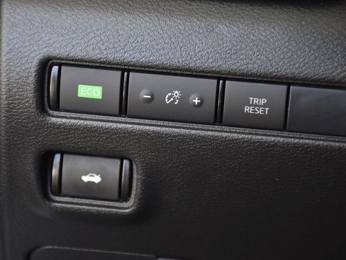 Used 2021 Nissan Sentra S FWD image 18