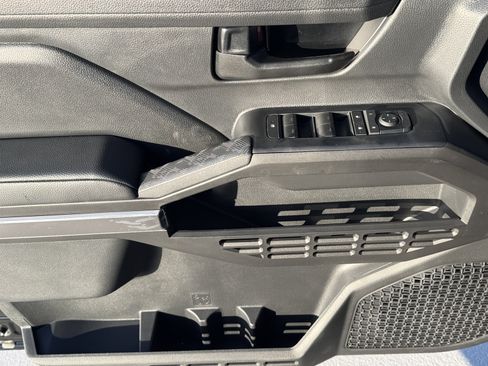 New 2026 Toyota Tacoma SR5 AWD/4WD image 18